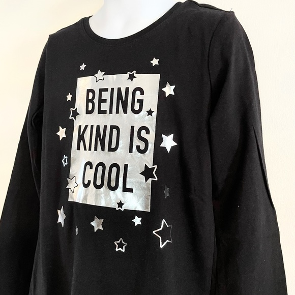 🆕Girl’s BEING KIND IS COOL Graphic Tee - Picture 6 of 7